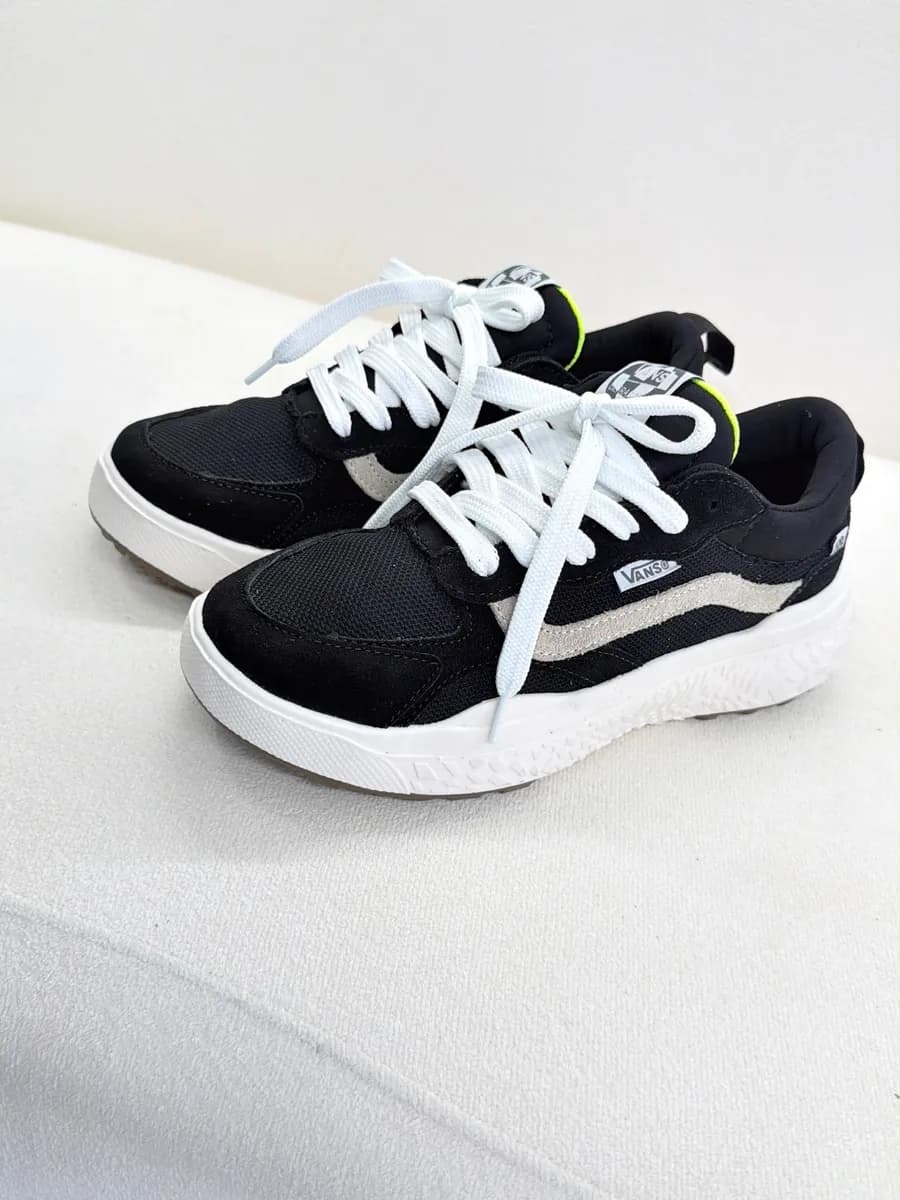 Vans Preto